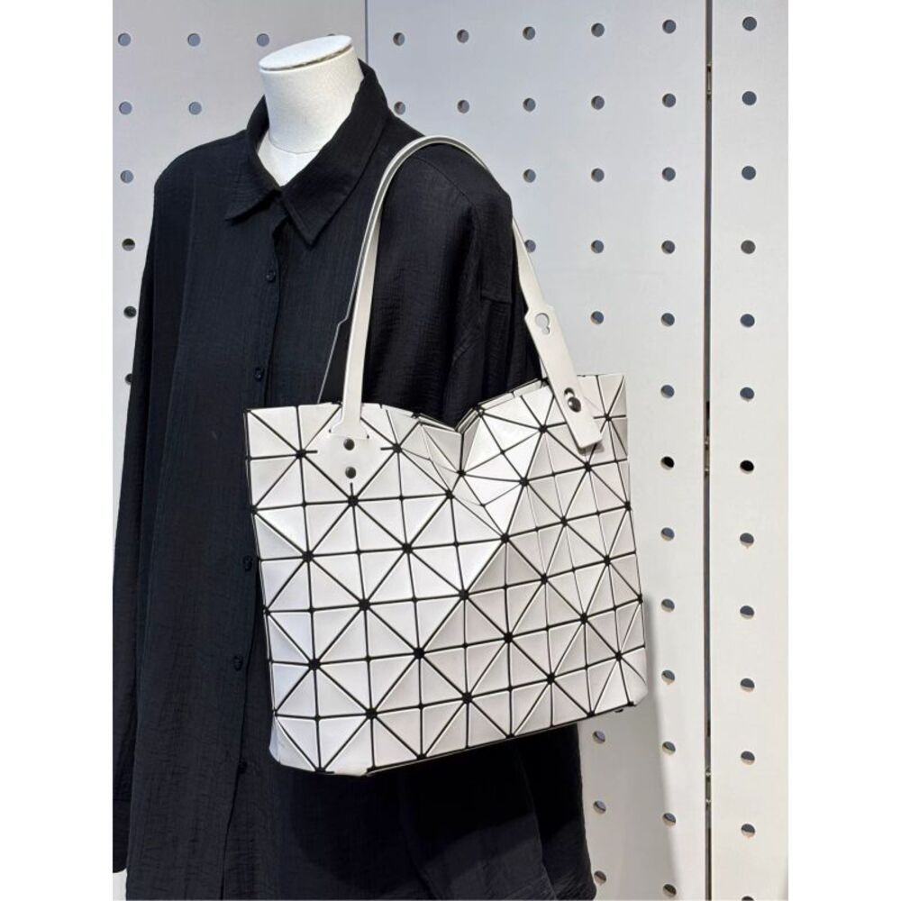 Issey Miyake Women Pre-Loved Bag Very Good Condition